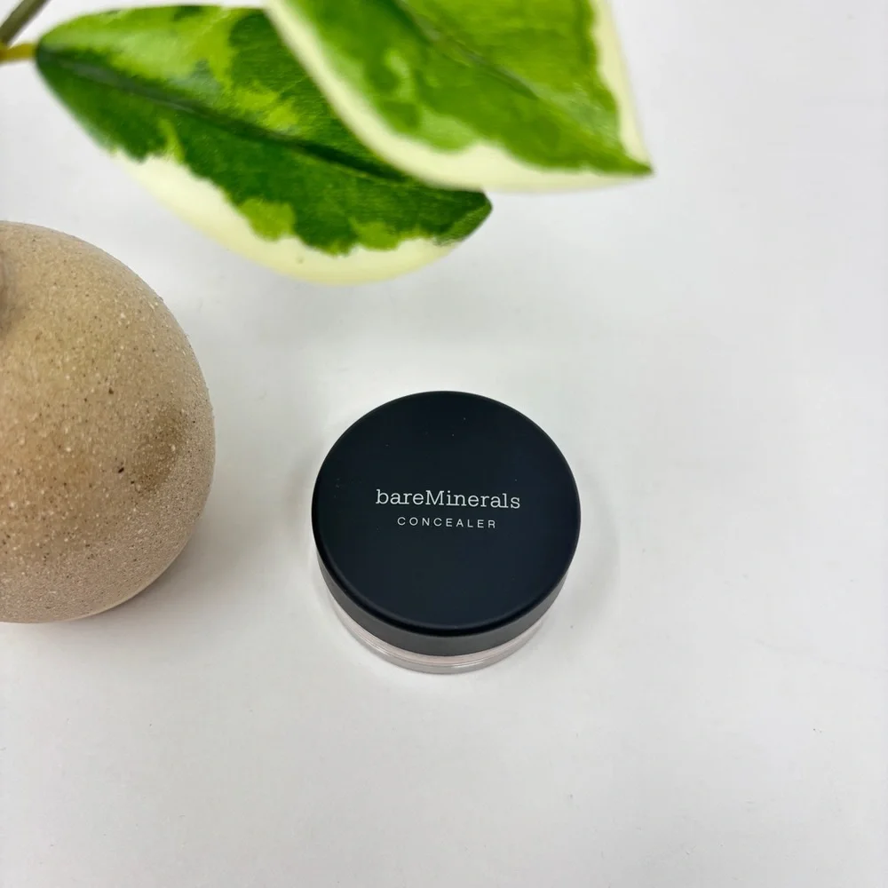 NWT BAREMINERALS Multi-Tasking SPF 20 Concealer in Bisque Full Size